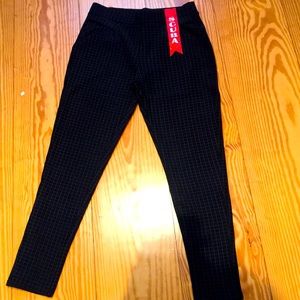 NWOT Maze Black Check Leggings M